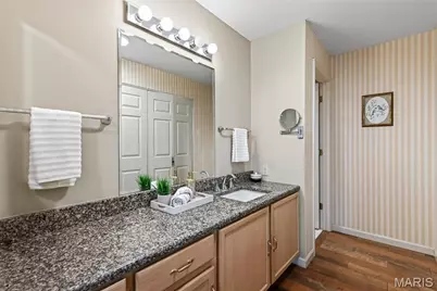 585 Coeur De Royale Drive #207, Creve Coeur, MO 63141 - Photo 15