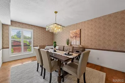 585 Coeur De Royale Drive #207, Creve Coeur, MO 63141 - Photo 5