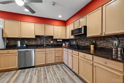 585 Coeur De Royale Drive #207, Creve Coeur, MO 63141 - Photo 43