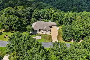 3840 Rooster Ridge Ln, Defiance, MO 63341 - Photo 7