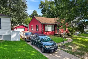 1944 Falcon Dr, Hanley Hills, MO 63133 - Photo 1