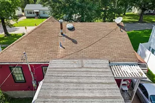 1944 Falcon Dr, Hanley Hills, MO 63133 - Photo 7