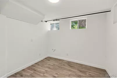 21 S Dellwood Avenue, Saint Louis, MO 63135 - Photo 25