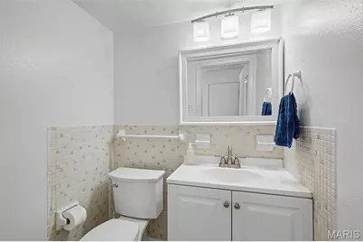 1223 Clarkson Court #1223, Ballwin, MO 63011 - Photo 11