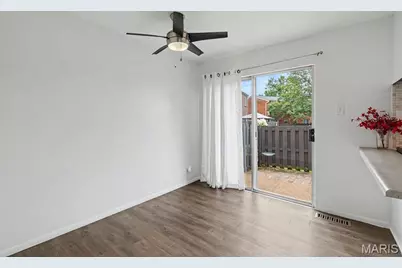 1223 Clarkson Court #1223, Ballwin, MO 63011 - Photo 5