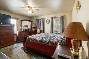 210 E 3rd St, De Soto, MO 63020 - Photo 15