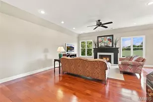 208 Ambridge Ct, Chesterfield, MO 63017 - Photo 5