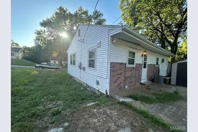 4320 Russet Drive, Bel-Ridge, MO 63134 - Photo 11