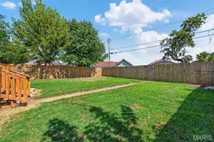 8640 S Grand Ave, Saint Louis, MO 63125 - Photo 29