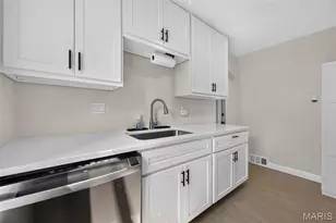8640 S Grand Ave, Saint Louis, MO 63125 - Photo 13