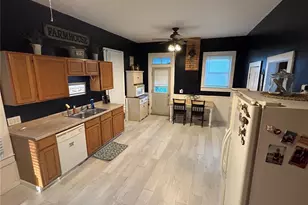 320 N A St, Farmington, MO 63640 - Photo 7