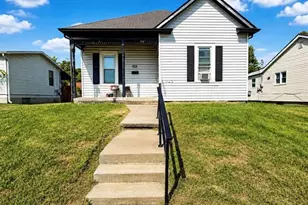 2119 N 4th St, Saint Charles, MO 63301 - Photo 5