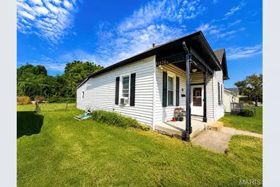 2119 N 4th Street, Saint Charles, MO 63301 - Photo 1
