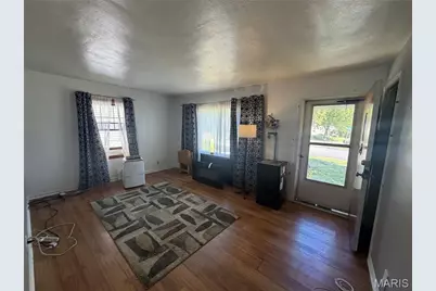 9930 Iveland Drive, Overland, MO 63114 - Photo 3