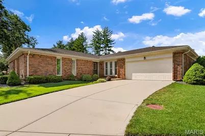 4538 Bryncastle Place, Saint Louis, MO 63128 - Photo 1