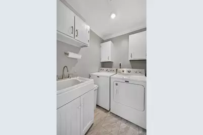 4538 Bryncastle Place, Saint Louis, MO 63128 - Photo 7