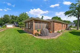 4538 Bryncastle Pl, Saint Louis, MO 63128 - Photo 27