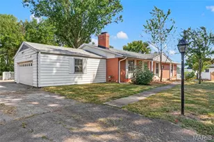 17 Dorclin Ln, Saint Louis, MO 63128 - Photo 1