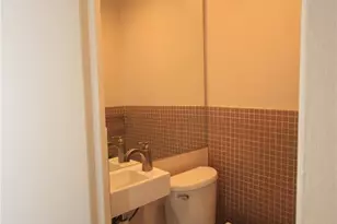 35 Tower Hill Ct, Olivette, MO 63132 - Photo 13