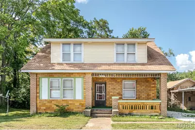 345 E Springfield Avenue, Saint Clair, MO 63077 - Photo 1