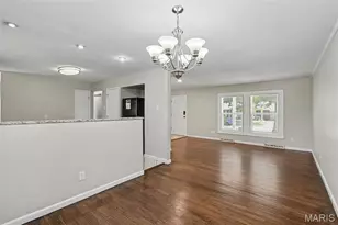 11533 Sherrington Dr, Saint Louis, MO 63138 - Photo 9