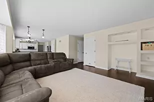13518 Becker Pl Dr, Saint Louis, MO 63128 - Photo 21