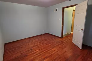 10533 Hobday Ave, Saint Ann, MO 63074 - Photo 5