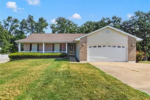 207 Spring Lake Dr, De Soto, MO 63020 - Photo 1