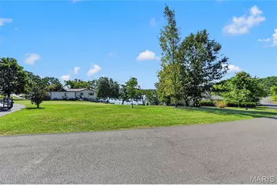207 Spring Lake Drive, De Soto, MO 63020 - Photo 33