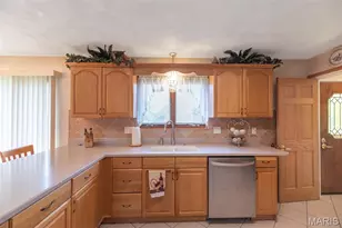 4456 Butler Hill Rd, Saint Louis, MO 63128 - Photo 27