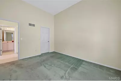 10427 Tiffany Village Court, Saint Louis, MO 63123 - Photo 9