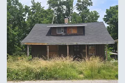 9217 Bristol Avenue, Breckenridge Hills, MO 63114 - Photo 1