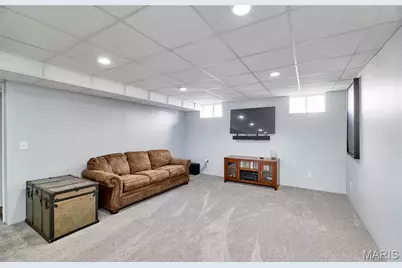 233 Spring Borough Drive, O'Fallon, MO 63368 - Photo 55