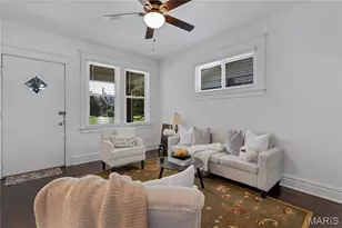 6731 Bradley Ave, Saint Louis, MO 63139 - Photo 9