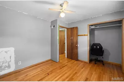 1245 Lindsay Lane, Florissant, MO 63031 - Photo 15