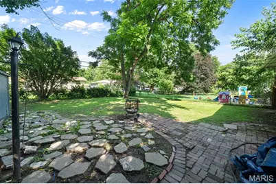 1245 Lindsay Lane, Florissant, MO 63031 - Photo 23