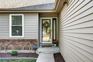 926 Oakwood Farms Ln, Ballwin, MO 63021 - Photo 7