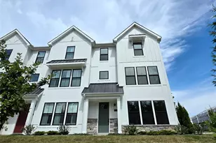 325 Mistflower Ct, Chesterfield, MO 63005 - Photo 1