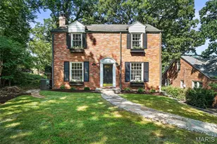 225 Parkland Ave, Glendale, MO 63122 - Photo 1