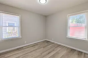 9716 Lilly Jean Dr, Woodson Terrace, MO 63134 - Photo 13