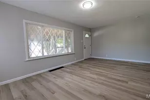 9716 Lilly Jean Dr, Woodson Terrace, MO 63134 - Photo 5