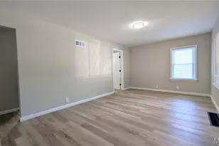 9716 Lilly Jean Dr, Woodson Terrace, MO 63134 - Photo 3