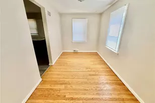 6122 Jackson Ave, Berkeley, MO 63134 - Photo 5