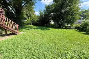 6122 Jackson Ave, Berkeley, MO 63134 - Photo 15