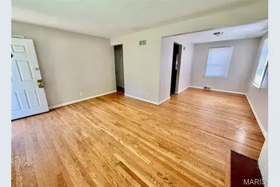 6122 Jackson Avenue, Berkeley, MO 63134 - Photo 3