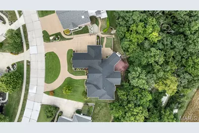 4030 Austin Drive, Saint Charles, MO 63304 - Photo 3