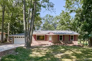 1397 Valli Ln, Saint Charles, MO 63304 - Photo 1