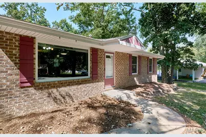 1397 Valli Lane, Saint Charles, MO 63304 - Photo 5