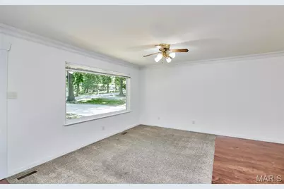 1397 Valli Lane, Saint Charles, MO 63304 - Photo 7