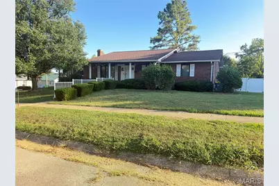 319 Jefferson Street, De Soto, MO 63020 - Photo 1